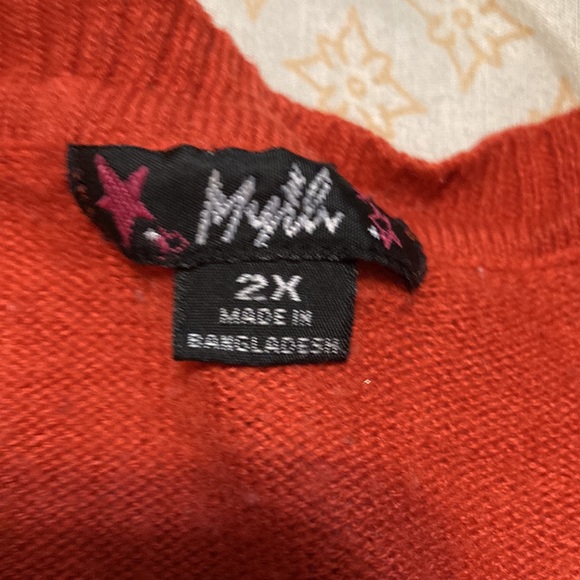 burnt Orange sweater - Picture 3 of 4